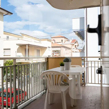 Apartment Homiday - Via Gramsci Giallo