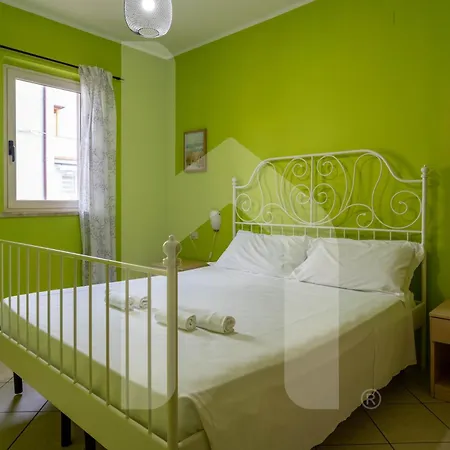 Apartment Homiday - Via Gramsci Giallo *