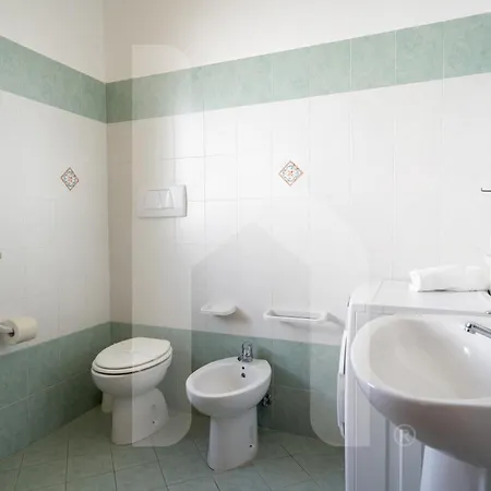 Homiday - Via Gramsci Giallo Lägenhet *